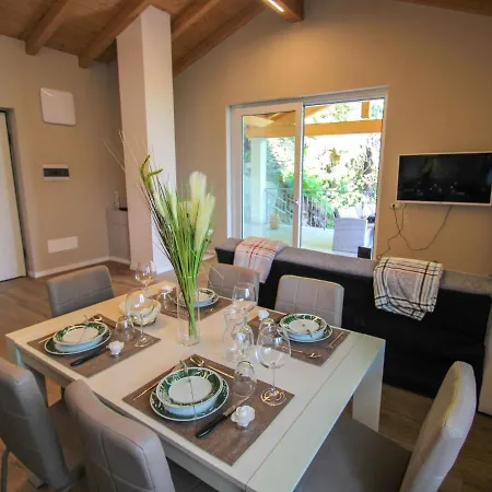 Apartment Lucina By Interhome *