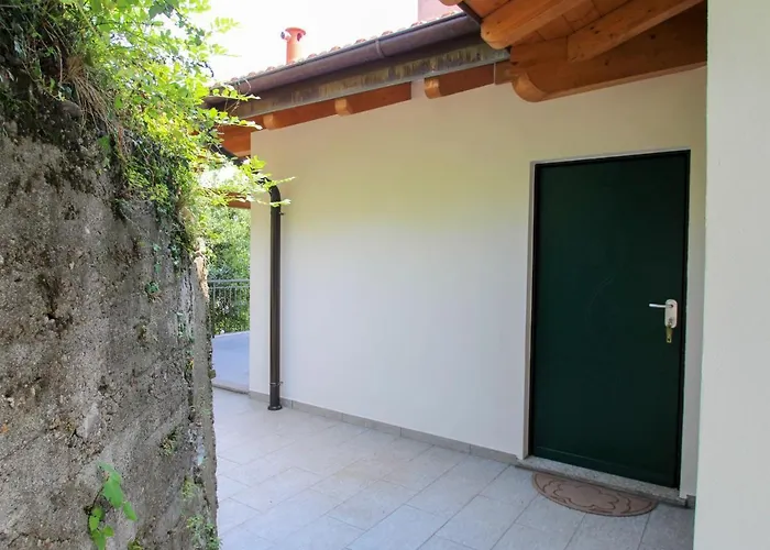 Lucina By Interhome Оджеббио