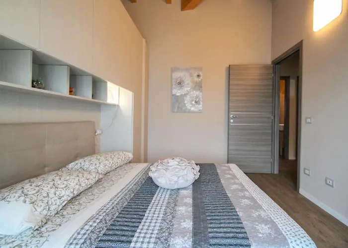 Lucina By Interhome *